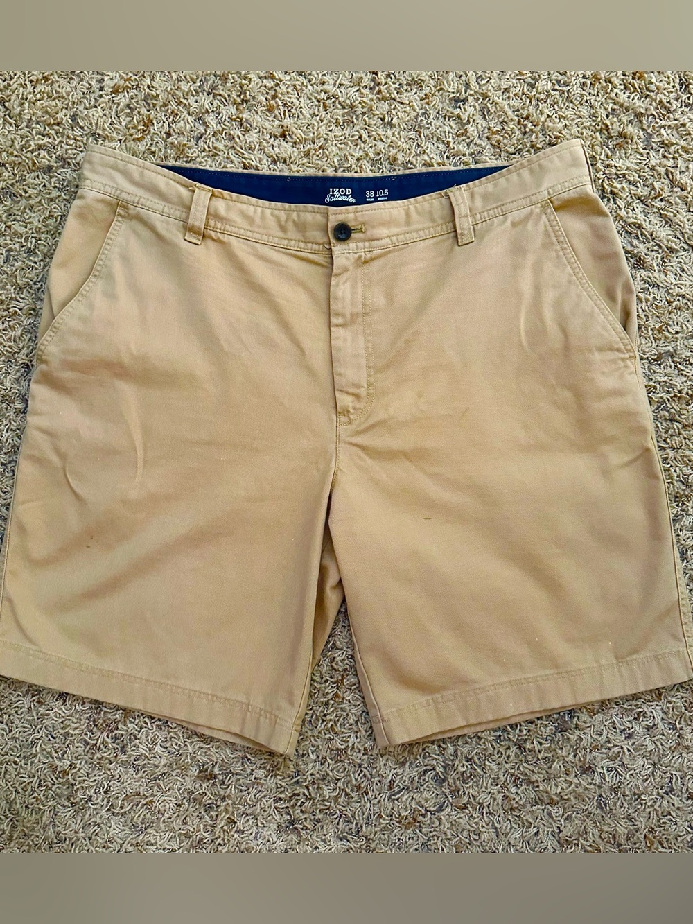 IZOD Saltwater Men’s Relaxed Classic Stretch Chino Shorts Khaki Shorts 38W